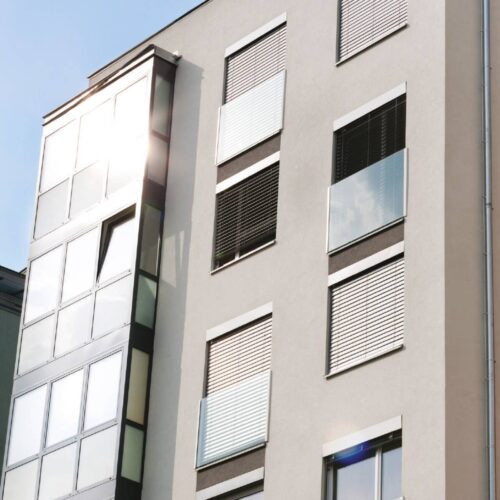 Brise-soleil orientables sur-mesure - Pose et installation en Alsace
