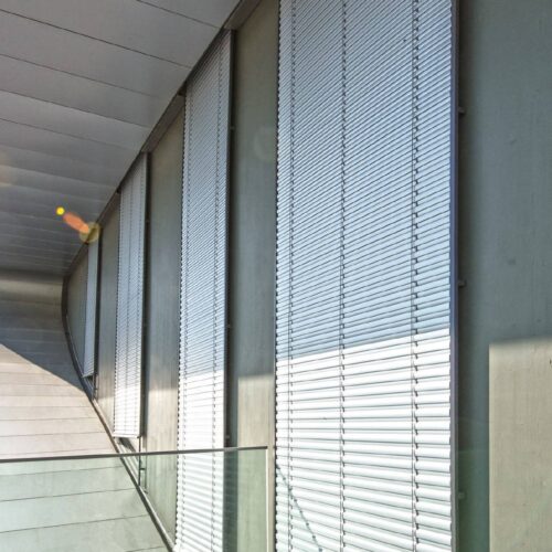 Brise-soleil orientables sur-mesure - Pose et installation en Alsace