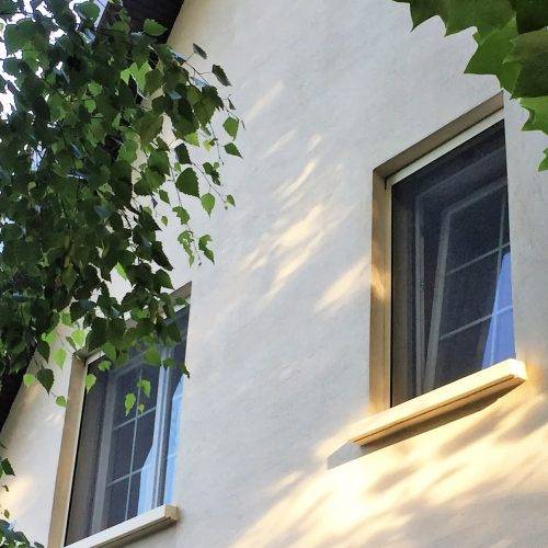 Moustiquaires verticales sur-mesure - Pose et installation en Alsace