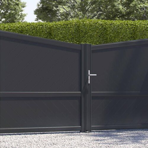 Portail battant sur-mesure - Pose et installation en Alsace