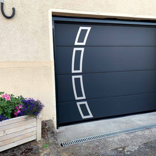 Portes de garage sectionnelles sur-mesure - Pose et installation en Alsace