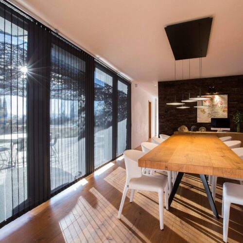 Stores verticaux sur-mesure - Pose et installation en Alsace