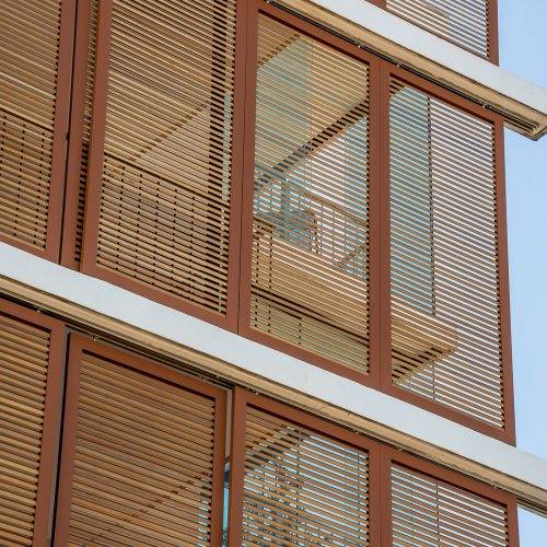 Volets coulissants sur-mesure - Pose et installation en Alsace